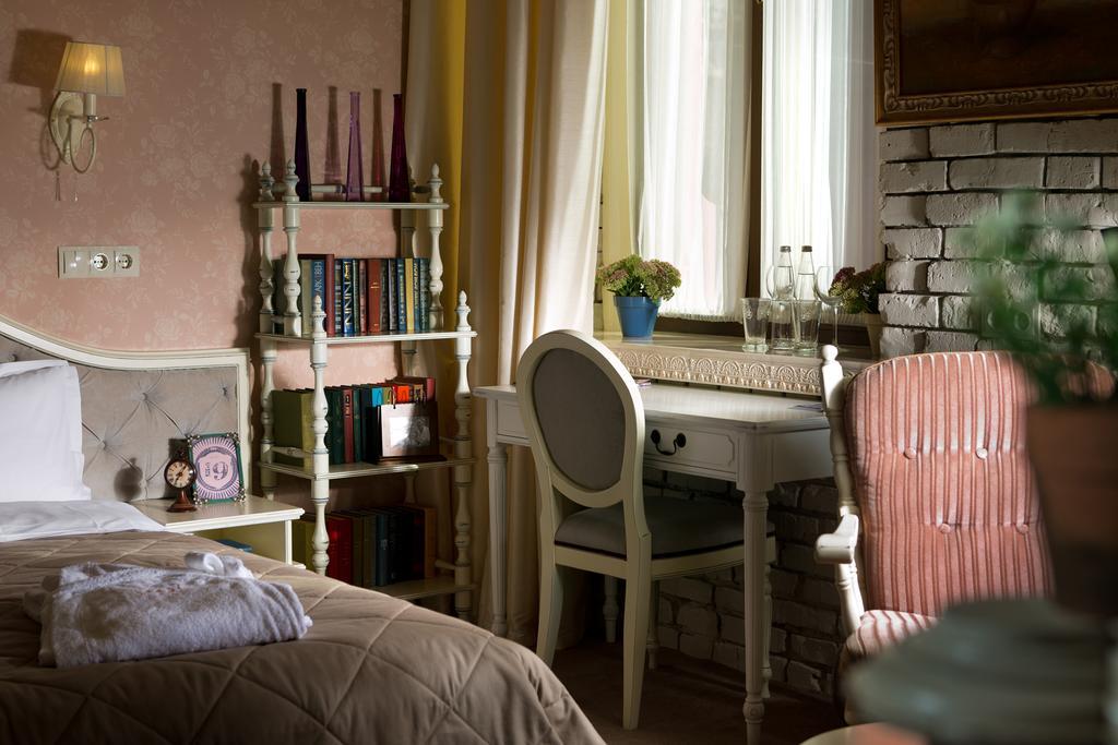 Hotel 19 Kharkiv Chambre photo