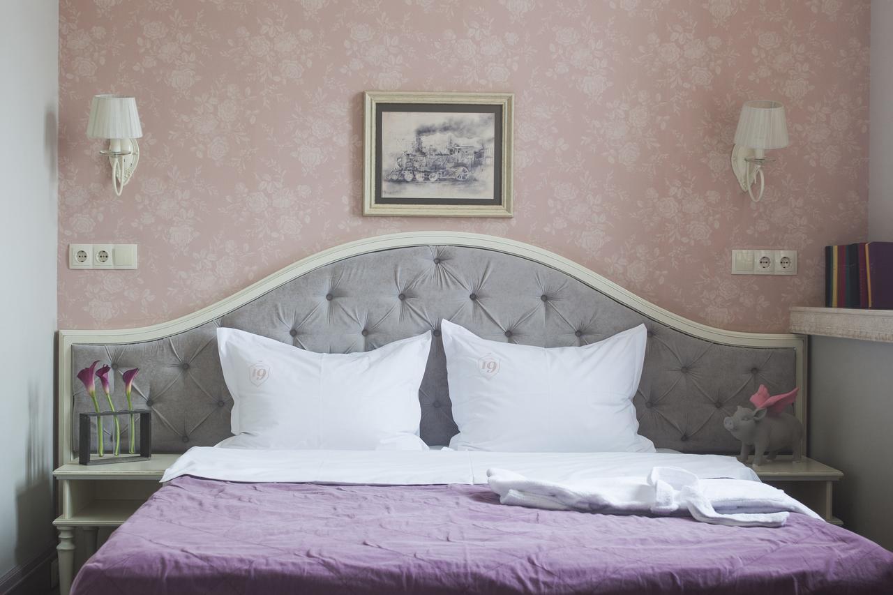 Hotel 19 Kharkiv Extérieur photo